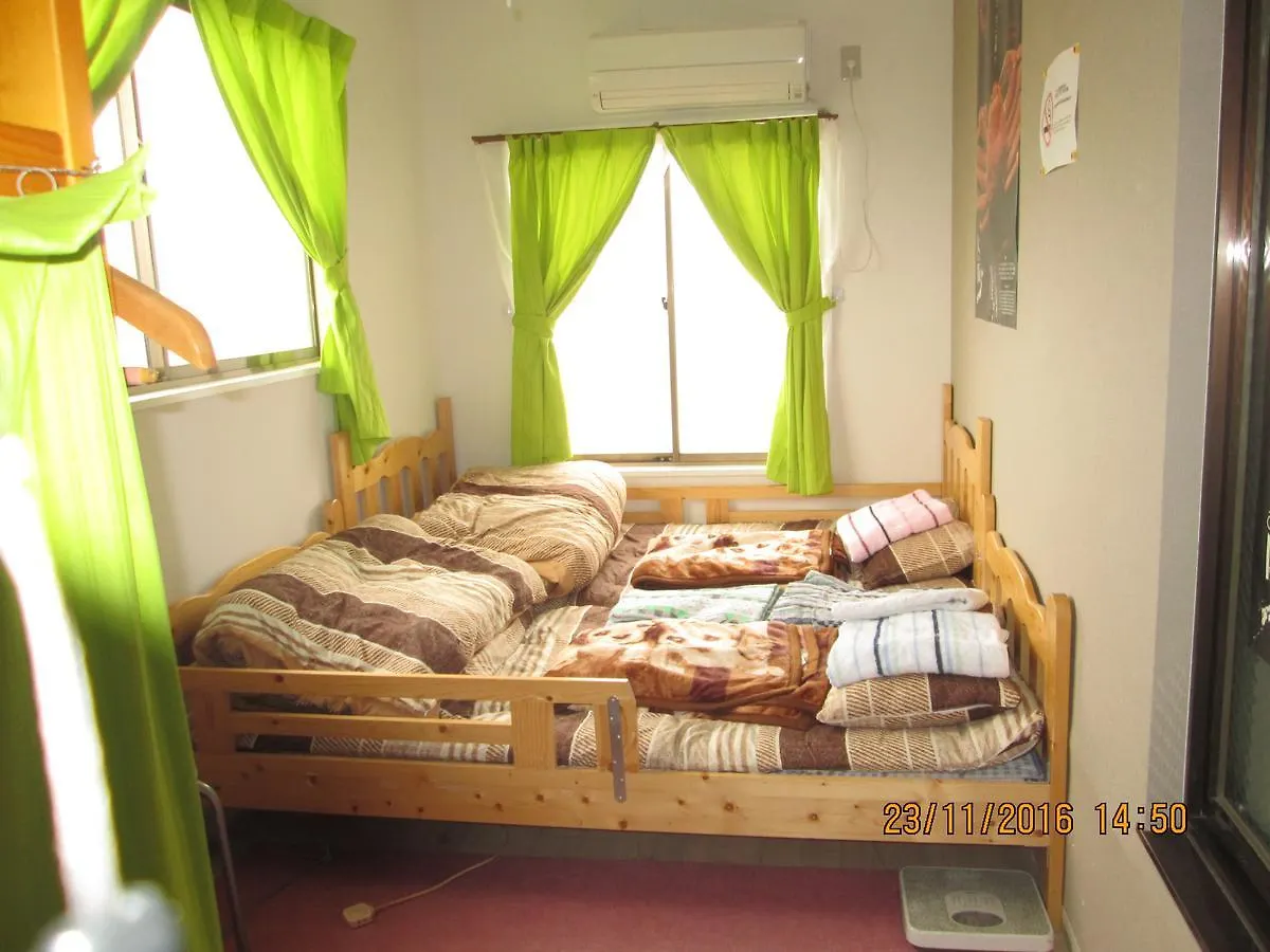 Hostel Dolphin House Osaka Hotel